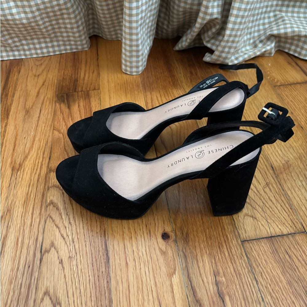Chinese Laundry Black Platform Heels - Picture 3 of 5